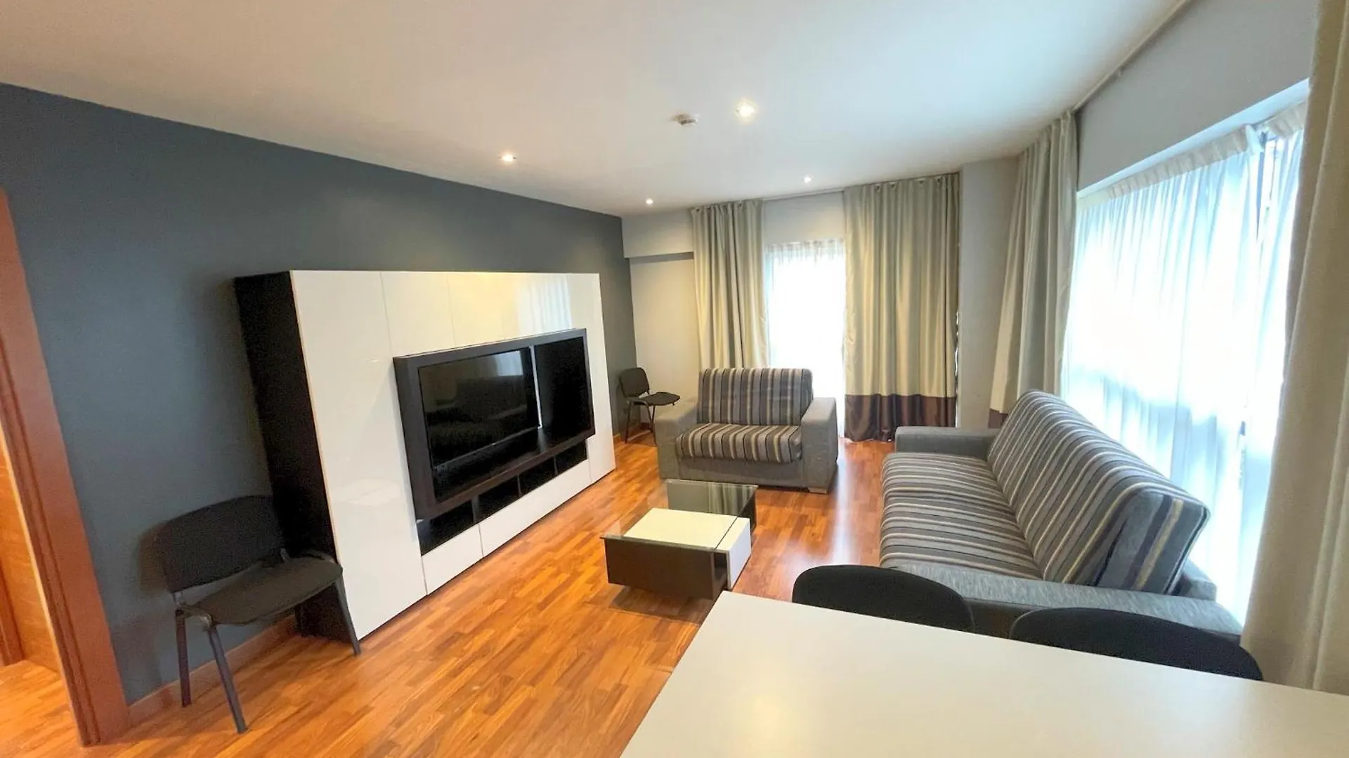 Aparthotel AH San Fermín Pamplona Villava 4*,